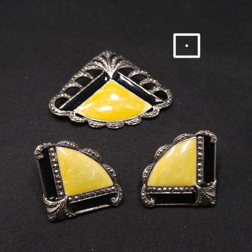 Vintage Avon Beige Enamel Fan Earrings Brooch Set, Post Earrings, Silver Tone